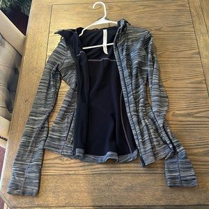 Lulu jacket size 8. Perfect condition, only worn a few times. Has a hoodie